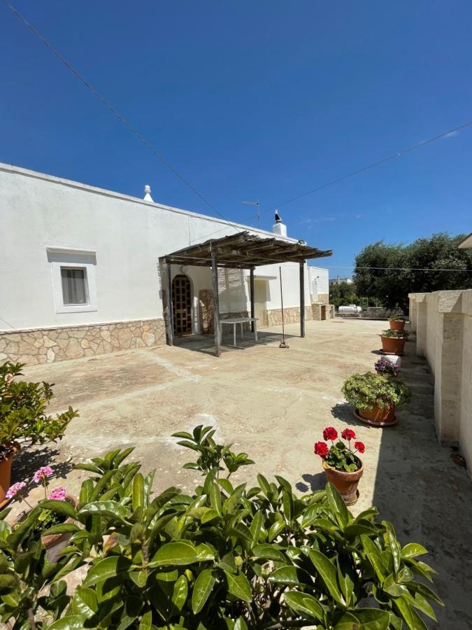Trulli Lupoli In Valle D Itria Cisternino Zewnętrze zdjęcie