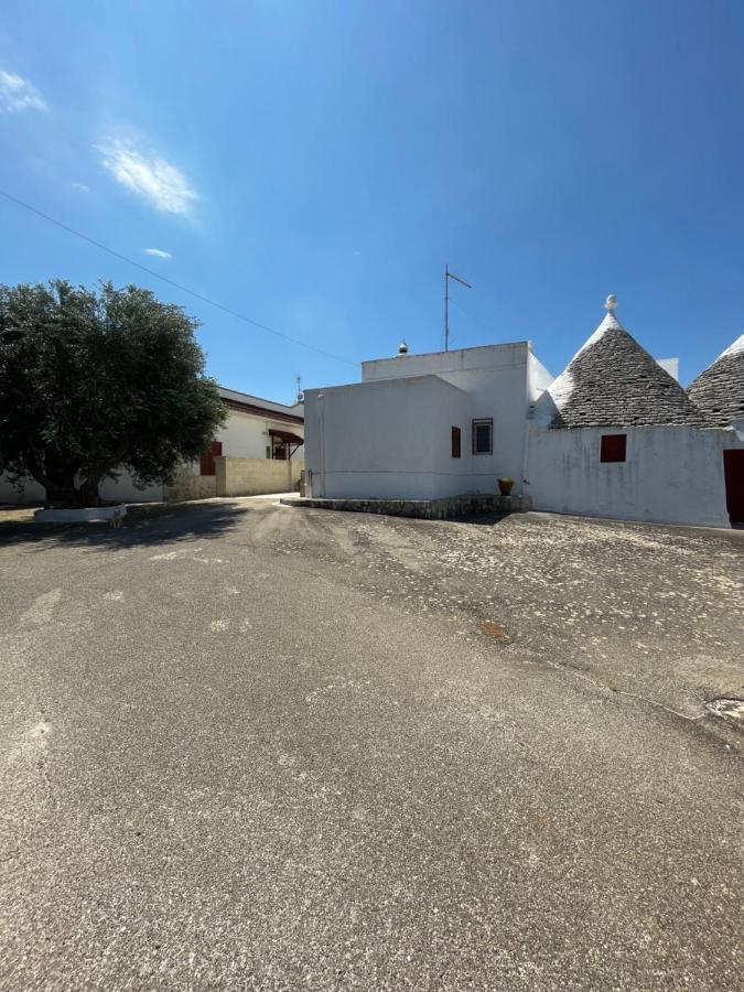 Trulli Lupoli In Valle D Itria Cisternino Zewnętrze zdjęcie